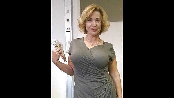 اشتون پیرس، سبزه معتاد دیک، یک بادشکن محکم برای سکس زیبای عربی اسپرم می دهد.