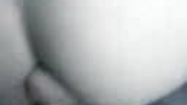 مامان سینه‌دار بزرگ در کلیپ آماتور سکس داغ عربی یک تیتراژ فراموش‌نشدنی می‌دهد